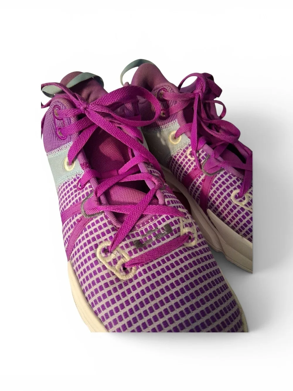 Nike Lebron Witness Men 13/ Women’s 14.5 Fushia Dream Basketball Shoes